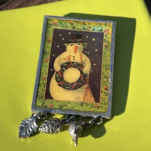 HOLIDAY🎄🎄MARJOLIEN BASTIN Snowman Wreath Pewter BROOCH - Picture 4 of 7